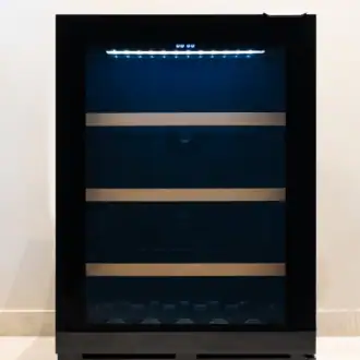 Haustec Beverage Cooler 60 Sh 1600×1600 Front V2.webp