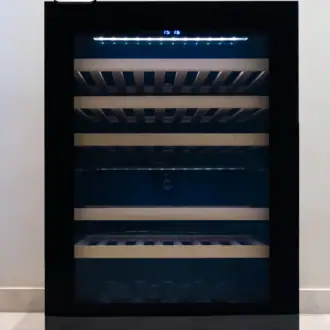 Haustec Wine Cooler 60 Sh 1600×1600 Front.webp