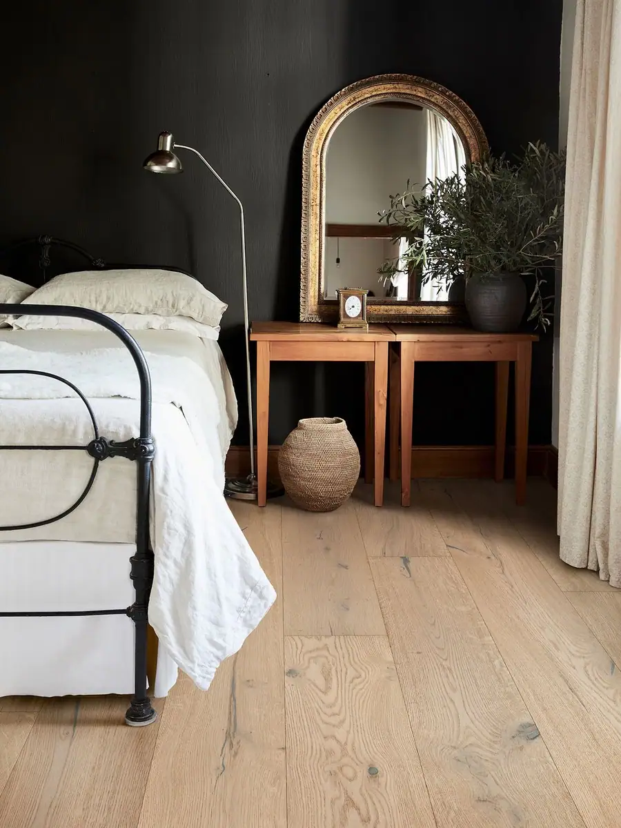 Kährs wide oak plank floor in a bedroom