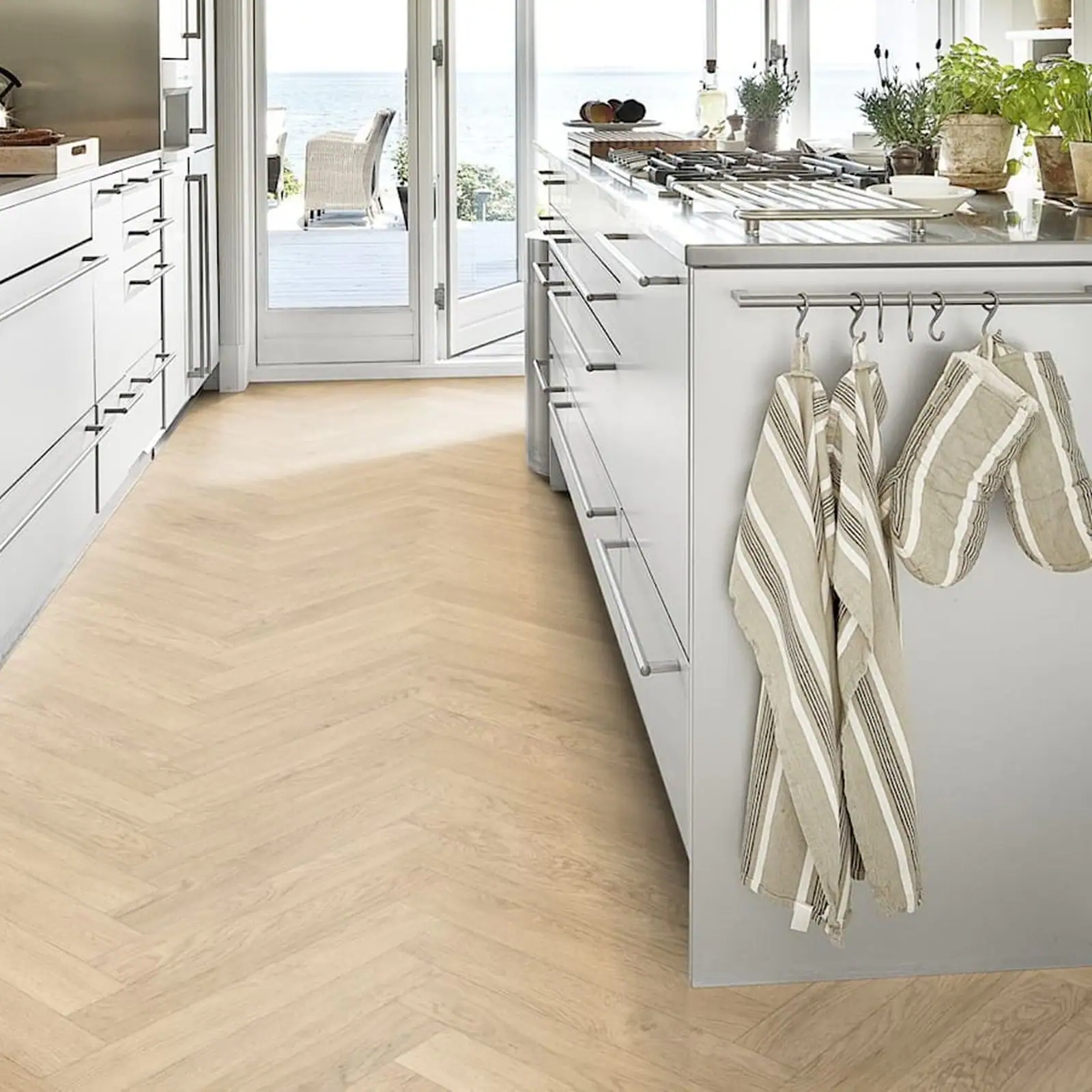 Kahrs Vision Click Herringbone 3 V2.webp